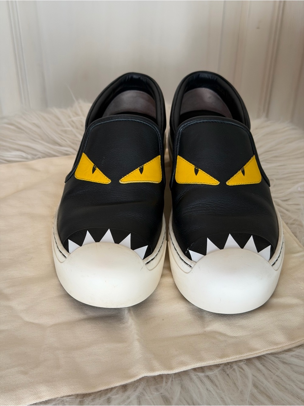 Fendi Monster Eyes Leather Slip-On Sneakers size 37